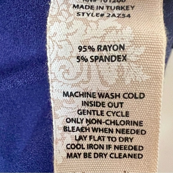 Soft Surroundings Missy S Navy Grommet Asymmetrical Metal Eyelets Hem Tunic Top - Picture 7 of 7